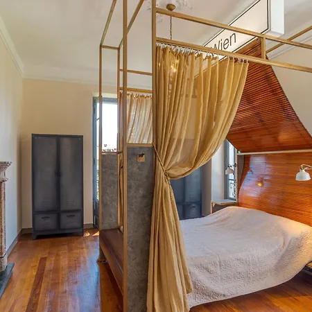 Roffa Lario فيلة