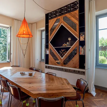 فيلة Roffa Lario